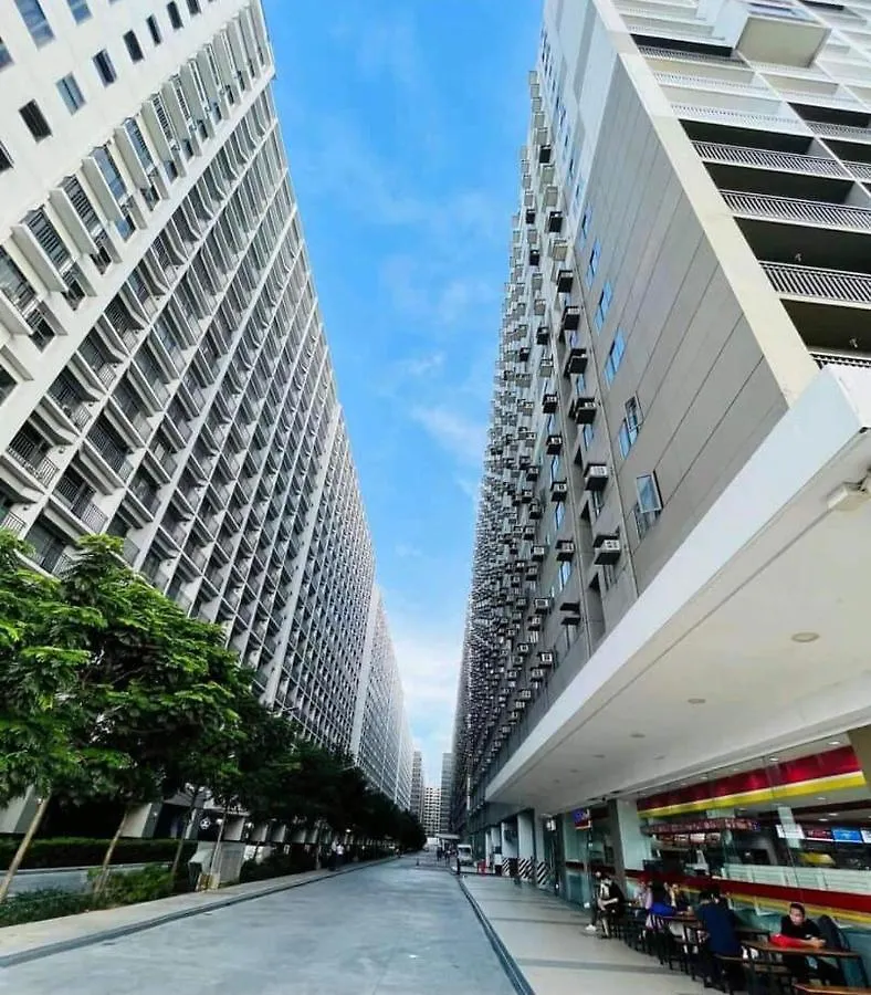 Shore 2 Condo Unit Near Moa Manila Apartment
