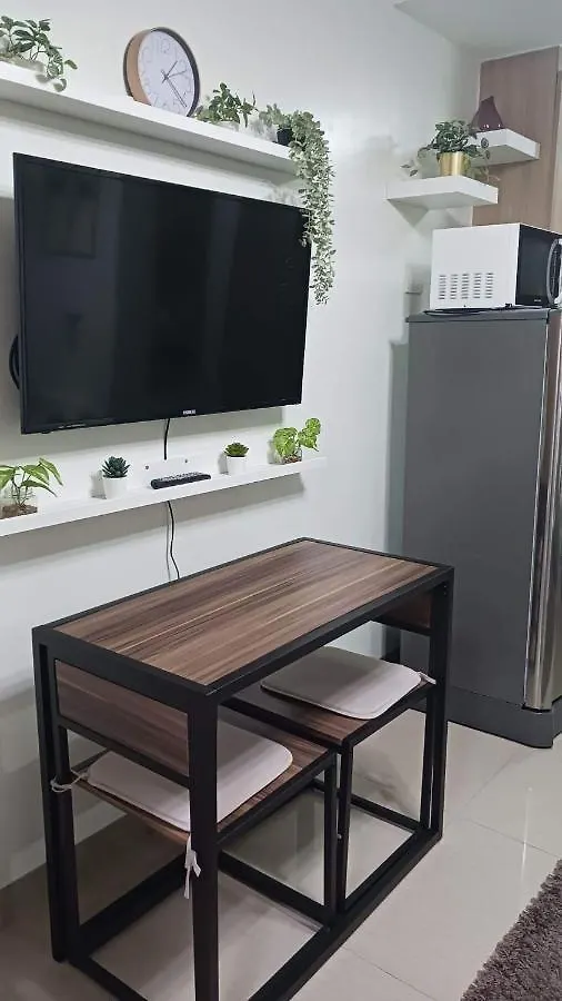 Shore 2 Condo Unit Near Moa Manila 0*,